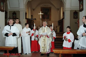 Ingrandisci