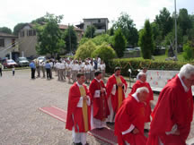 ingrandisci