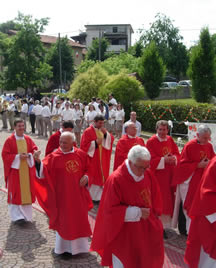 ingrandisci